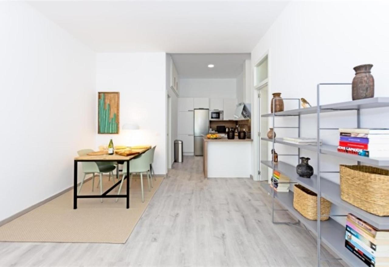 Montemarcarihuela Apartment *